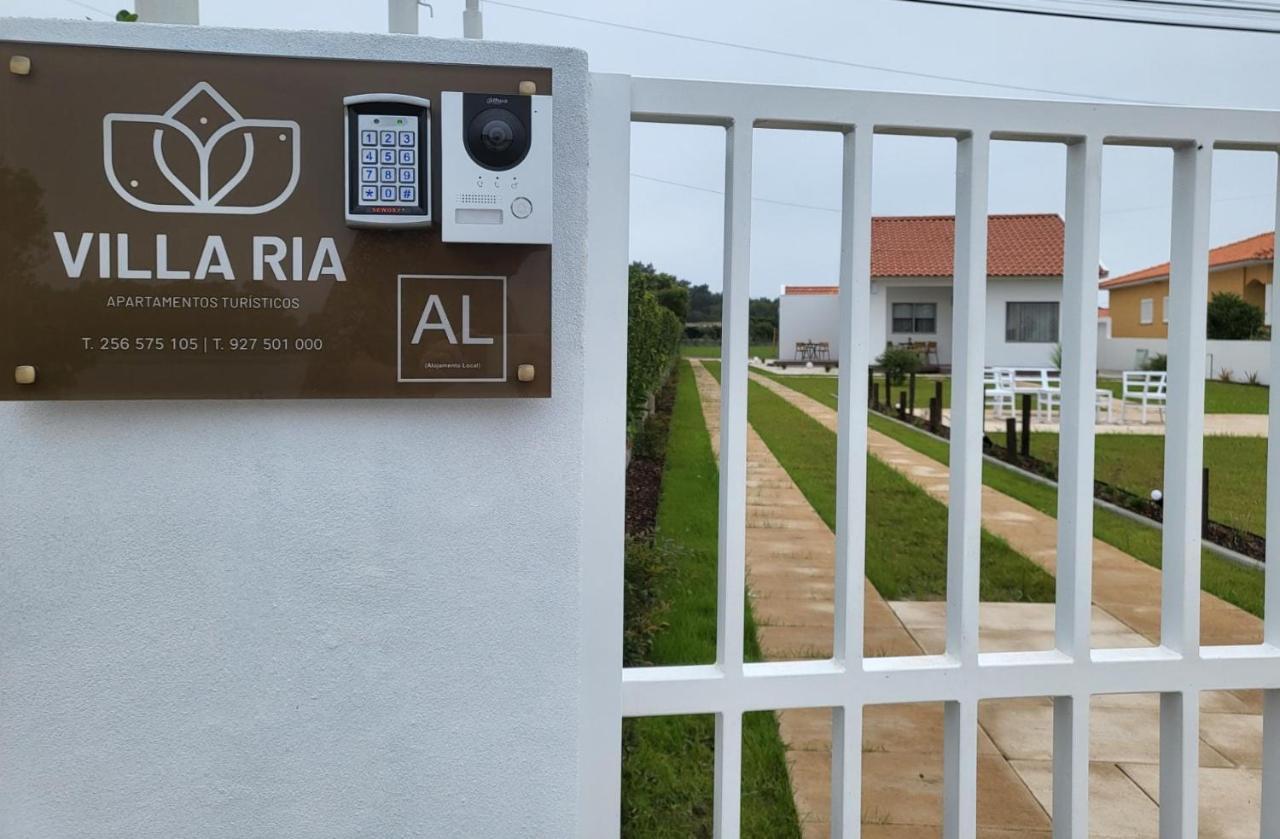 Villa Ria オヴァール エクステリア 写真